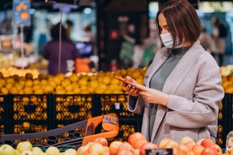 VAT na żywność w dół. Czy ceny faktycznie spadną?