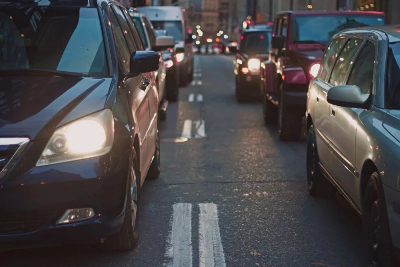 Polskim miastom daleko do osiągnięcia bezemisyjnego transportu