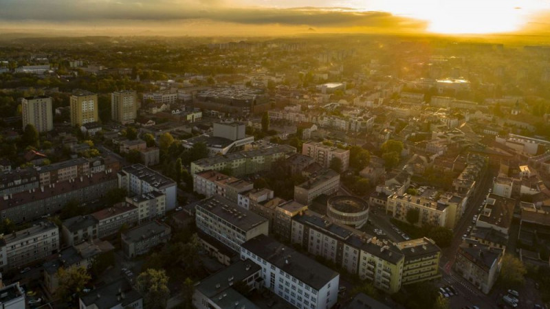 Rybniczanie badają wpływ smogu na styl życia